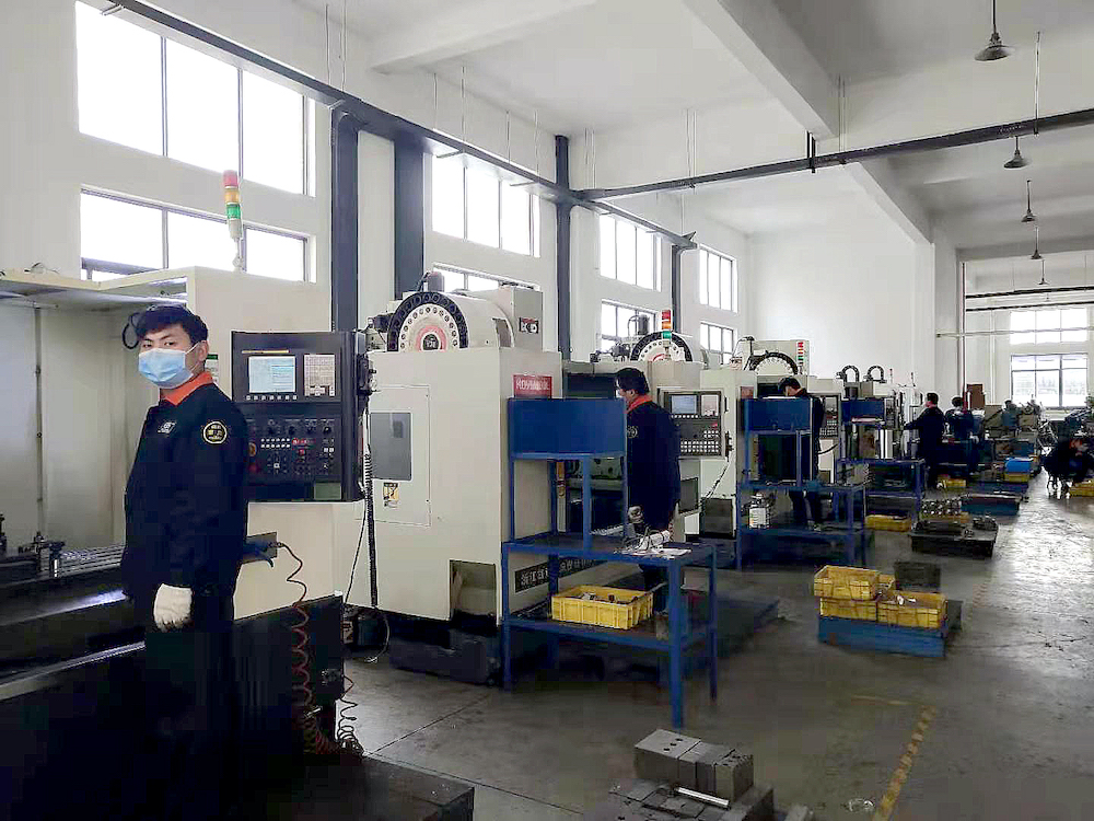 加工車(chē)間1.jpg